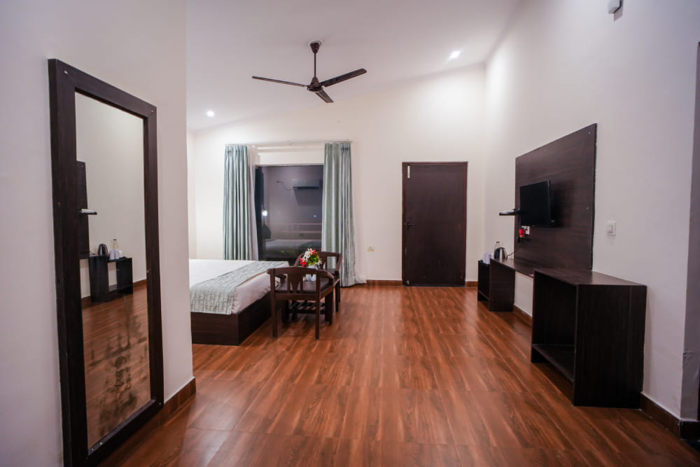 Superior garden view room-6